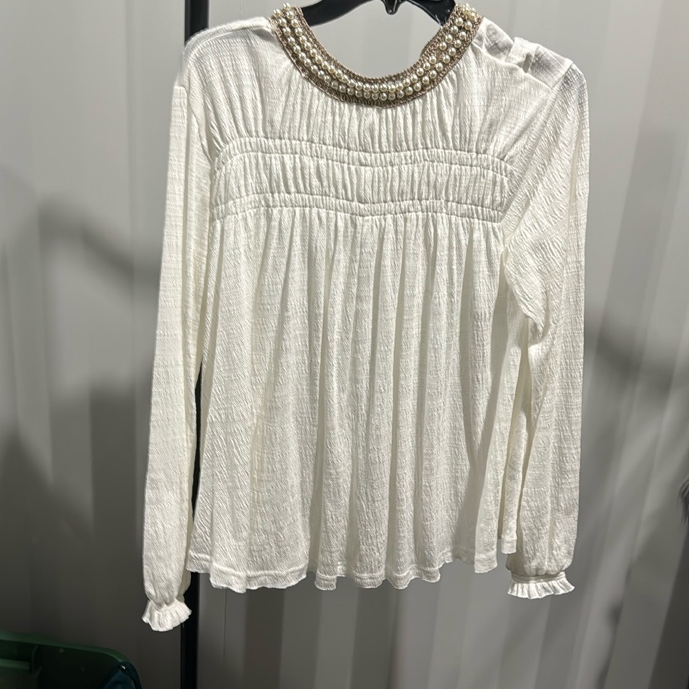 New from Buckle gimmicks blouse